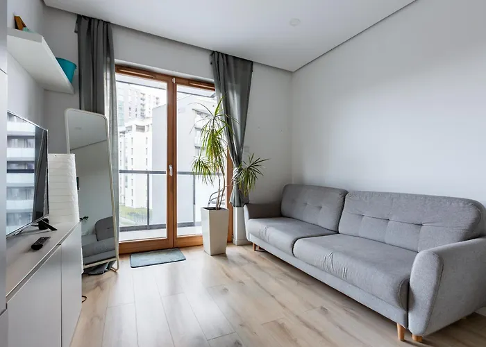 Starowiejska Signature By Bookinghost * Gdańsk