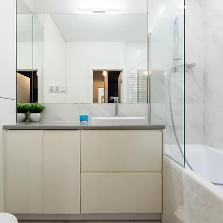 Starowiejska Signature By Bookinghost Appartement *