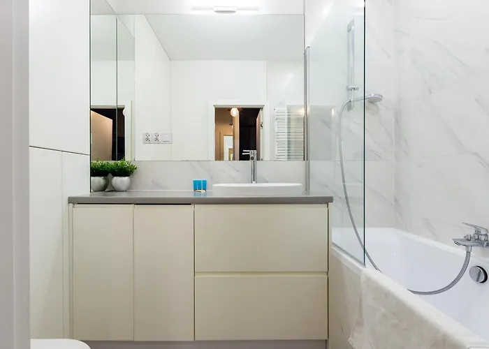 Starowiejska Signature By Bookinghost Apartment *